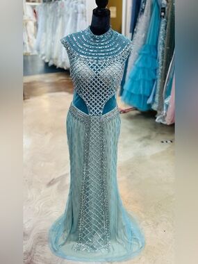 On Running Seafoam Crystal-Embellished High-Neck Prom Dress